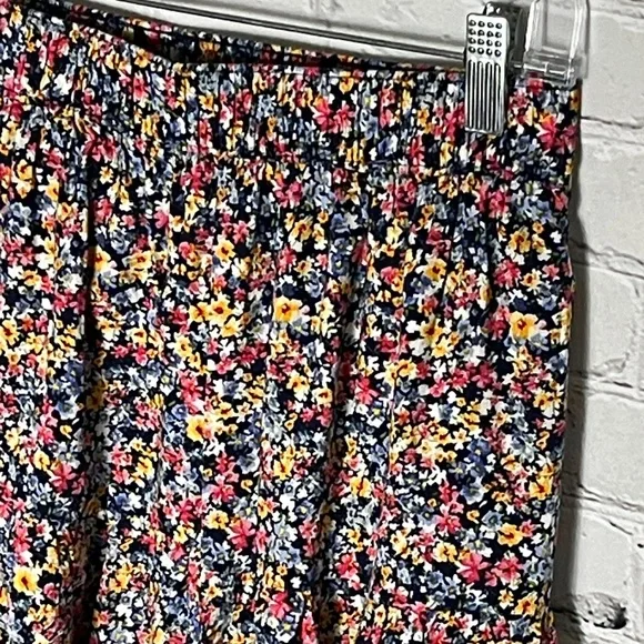 Old Navy Multicolor Floral Maxi Skirt - Picture 2 of 3